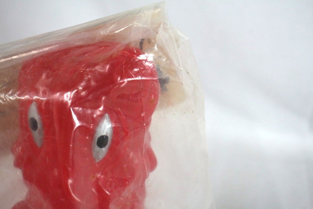 怪獣天国　BIGCANDY CASE ヘドラ　赤色　未開封 ◇怪獣天国 BIGCANDY CASE ヘドラ 赤色 未開封 - メルカリ