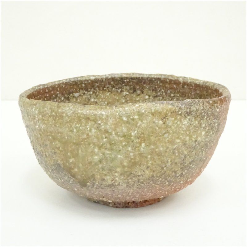 小山末廣造 信楽茶碗 共箱 茶道 抹茶 おしゃれ 抹茶茶碗 抹茶碗 和食器 レトロ 茶器 骨董 茶わん 茶会 茶の湯