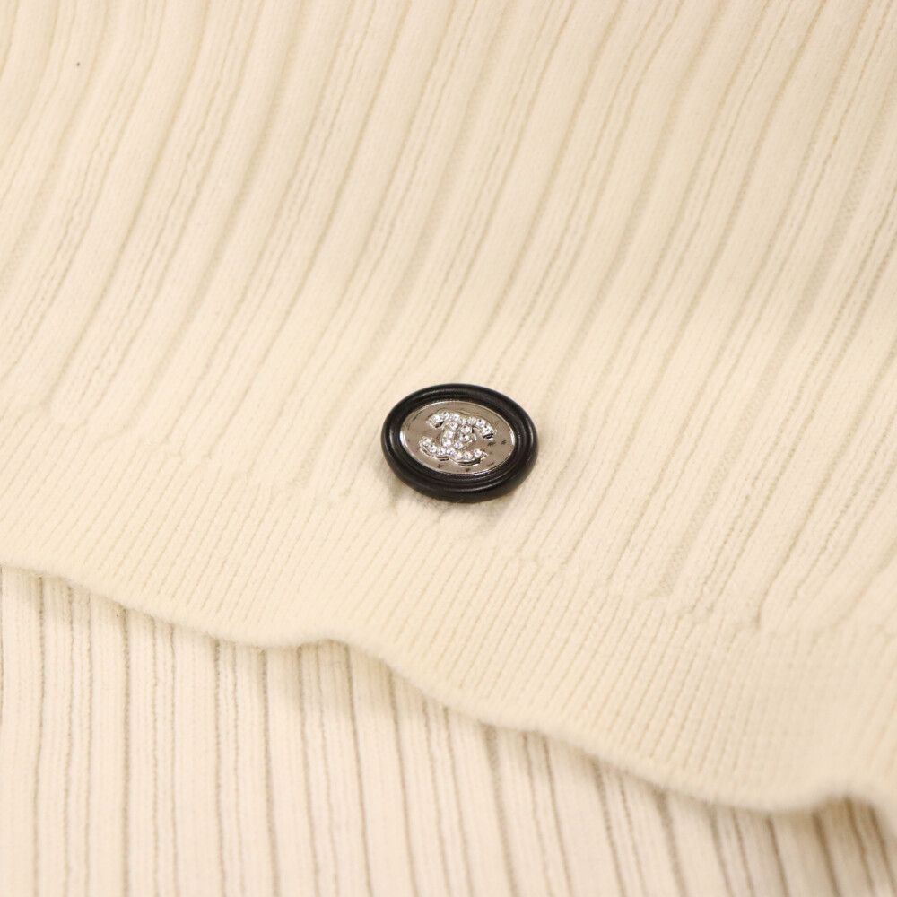 CHANEL (シャネル) ココボタン P70 コットン 半袖ニットTシャツ