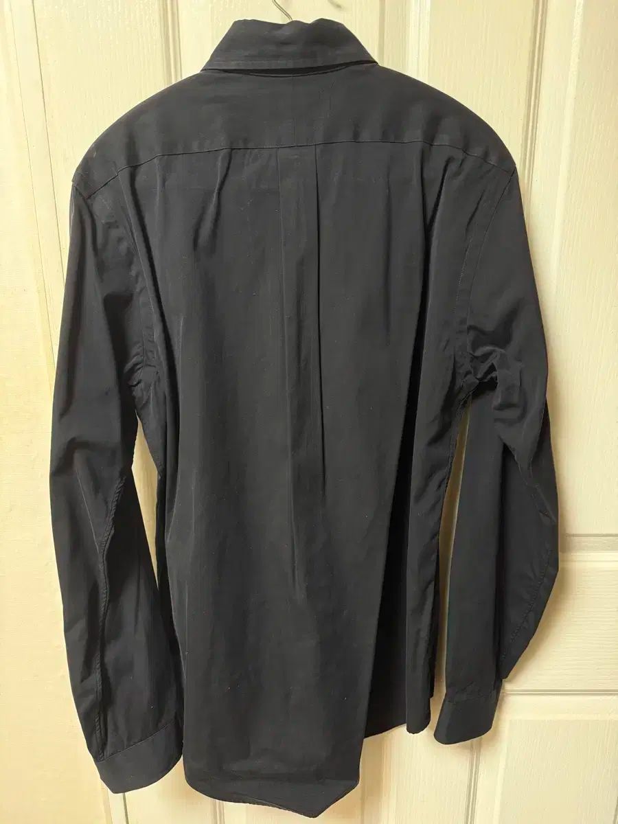 クラシックフィット シャツ