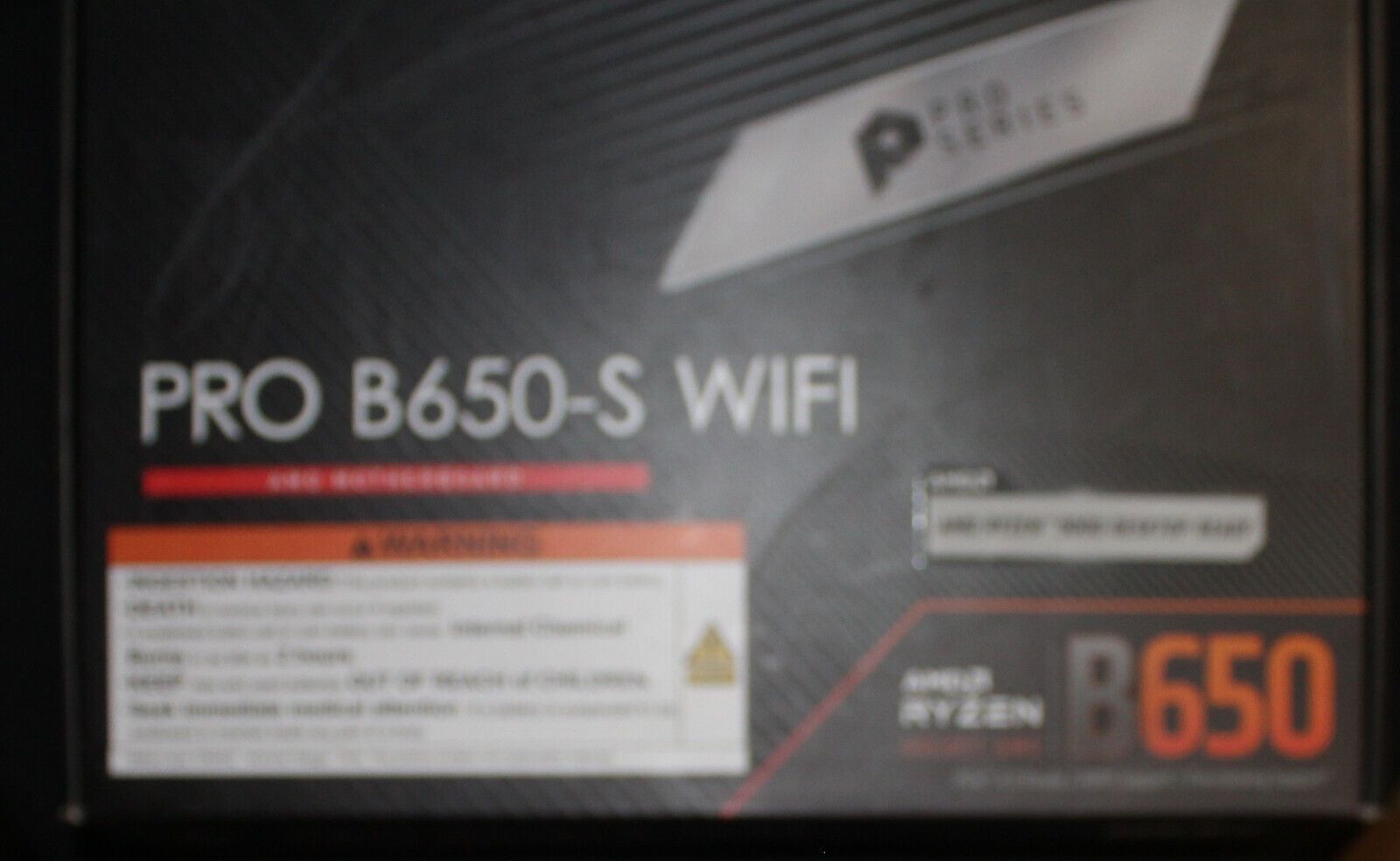 MSI - PRO B650-S WIFI-Lightning 4 GEN ProSeries マザーボード AMD RYZEN AO4066517