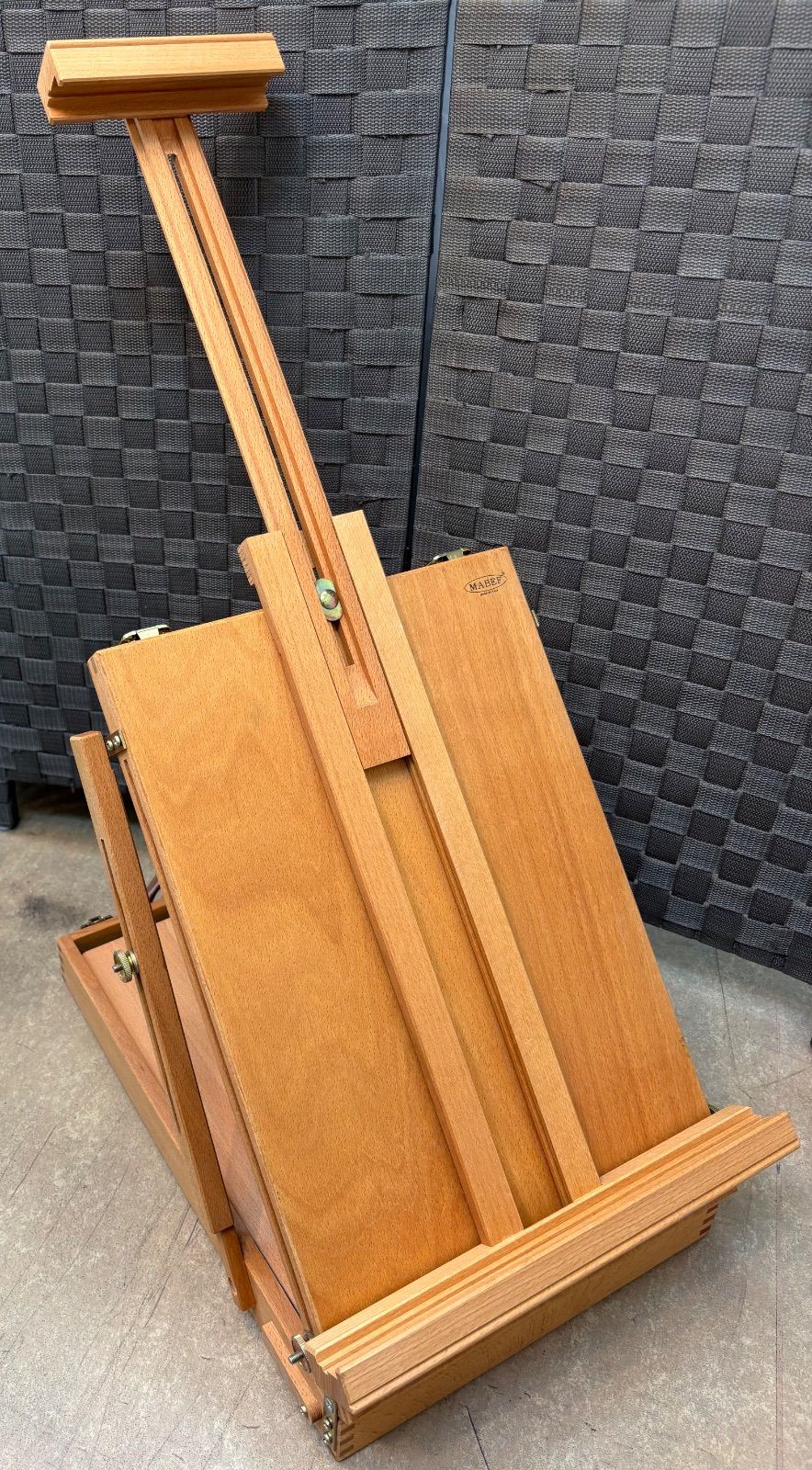 Mabef スケッチボックス テーブルイーゼル 絵の具付き Mabef スケッチボックス テーブルイーゼル 絵の具付き