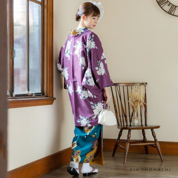 洗える着物 袷着物単品「矢羽根に菊 赤紫色」KIMONOMACHI オリジナル 3S/SS サイズ 小さいサイズ 小紋 カジュアル着物 袷着物  レディース キモノ kimono 小柄女性やお子さまも楽しめる“普段着キモノ” 待望の新サイズが登場 | 豊彩株式会社のプレスリリース 京都きもの町　洗える着物　袷　葡萄　Lサイズ