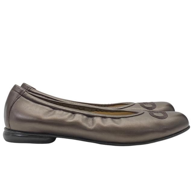 美品 Ferragamo ガンチーニ フラットシューズ 本革 5 1/2 D 美品 Ferragamo ガンチーニ フラットシューズ 本革 5 1/2 D