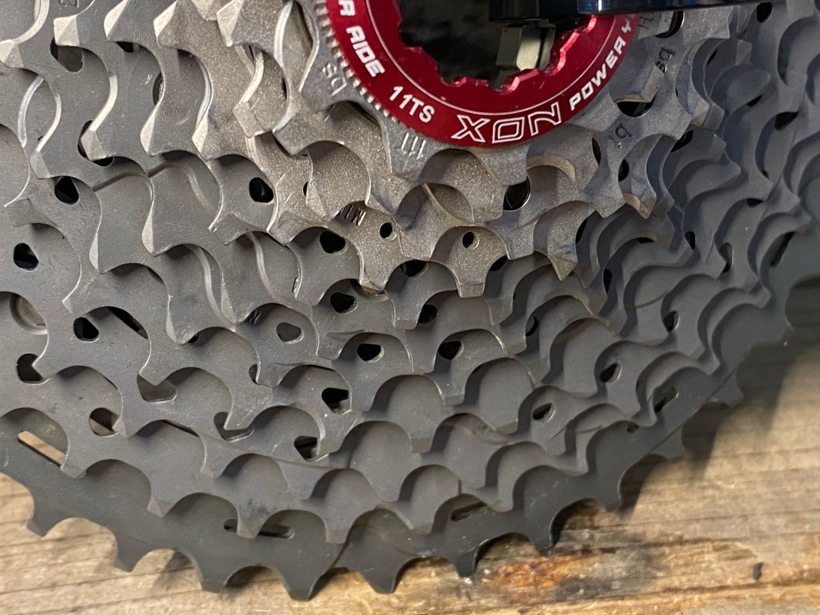 JB178 シマノ SHIMANO XTR CS-M9000 スプロケット 11-40T 11S ※ロック