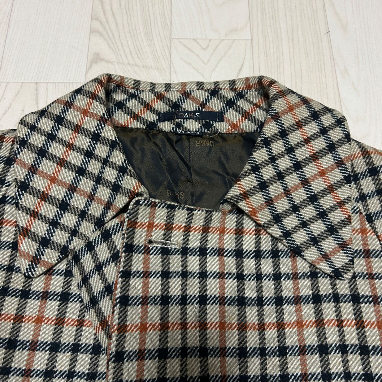 トレンチコート