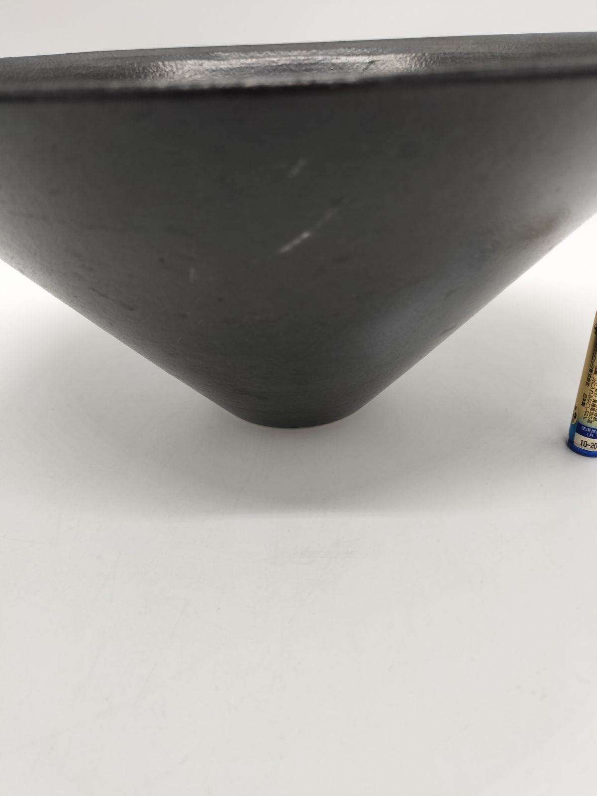 花器 すり鉢型 黒色 花台 窯 工房 池坊 フラワーベース 水盤 華道具