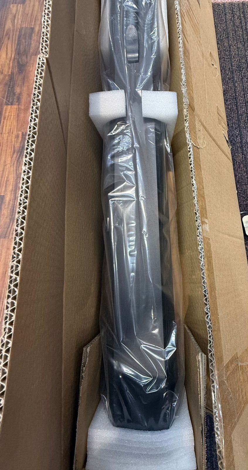  S 97325 LOM TAP Floor pvolection screen 床反転スクリーン 横幅約160 cm プロジェクタースクリーン プロジェクター