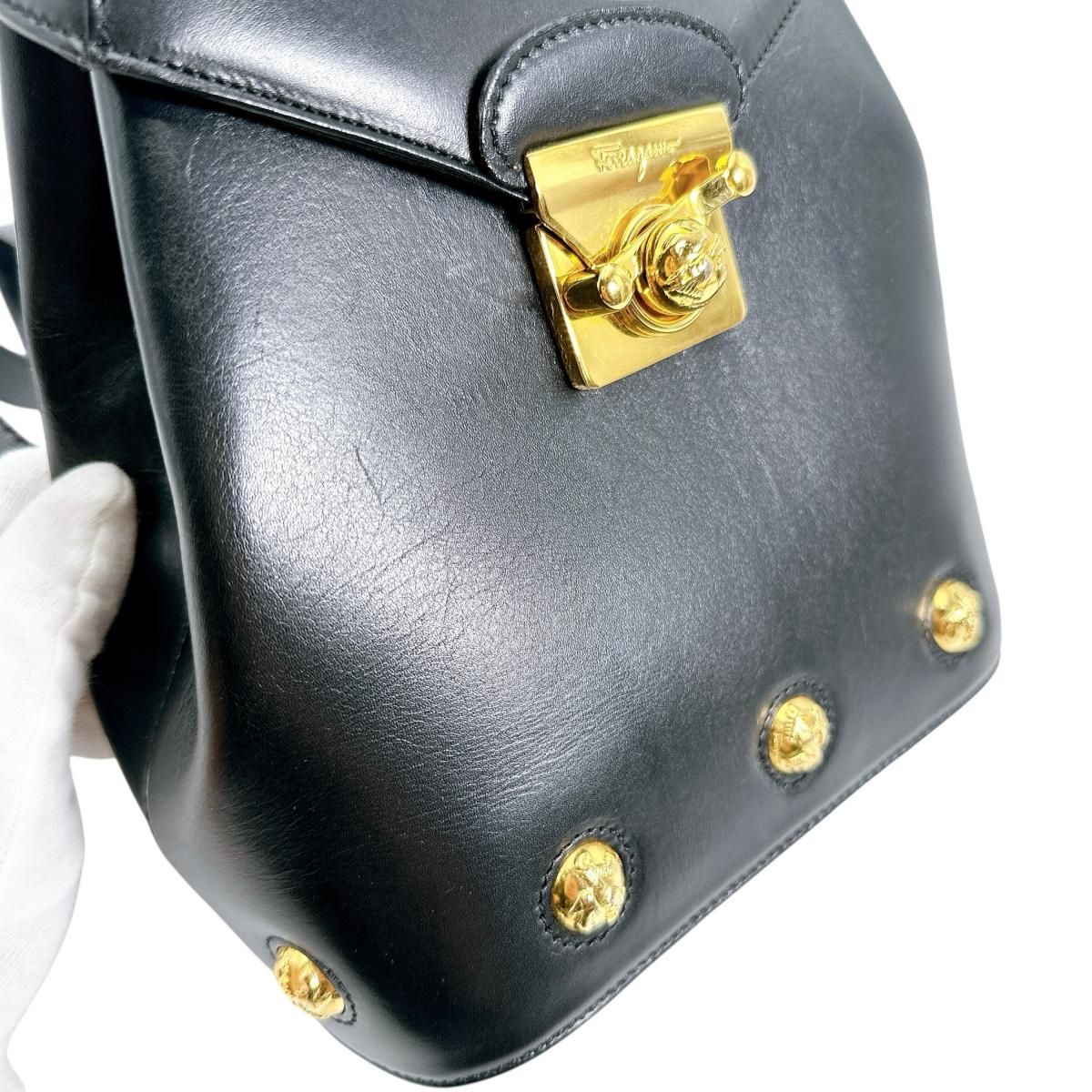 Salvatore Ferragamo 金金具 リュック・デイパック DQ-21 5207 サルヴァトーレフェラガモ DQ-21 5207 リュックサック 金金具