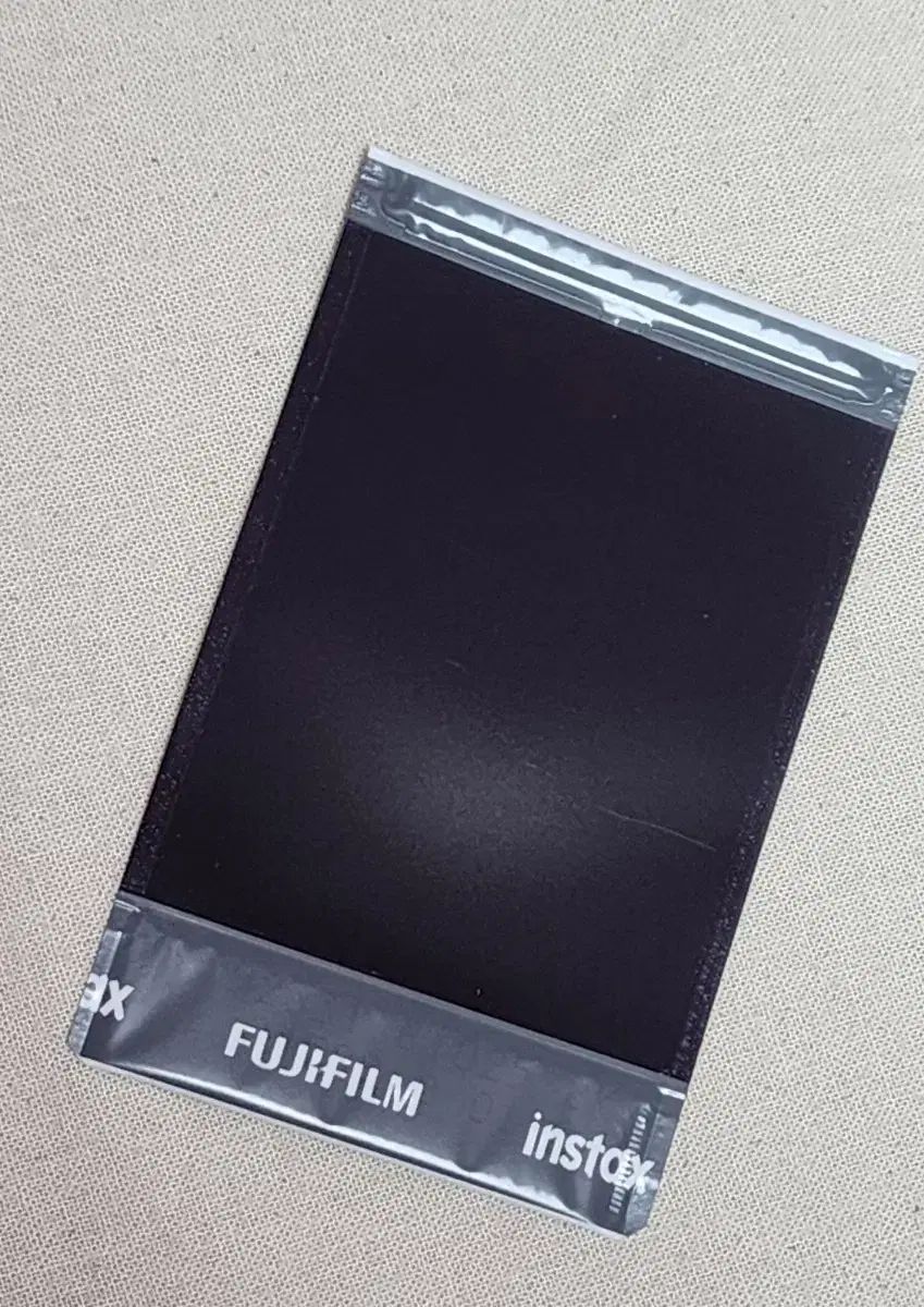 APRILレイチェル 直筆サイン入りチェキ