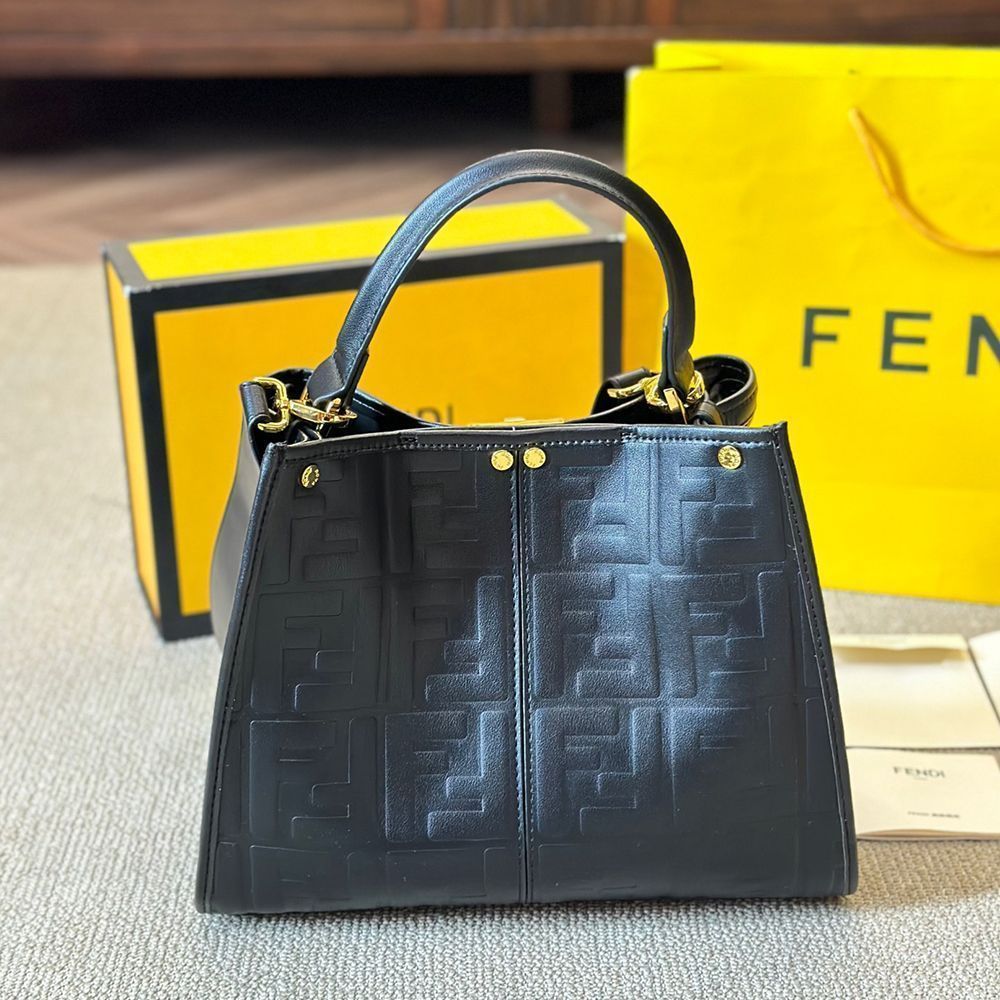 新品レベル✨ FENDI ハンドバック ハンドバッグ エックスライト FENDI フェンディ ピーカブー エックスライト 2WAY ハンドバッグ