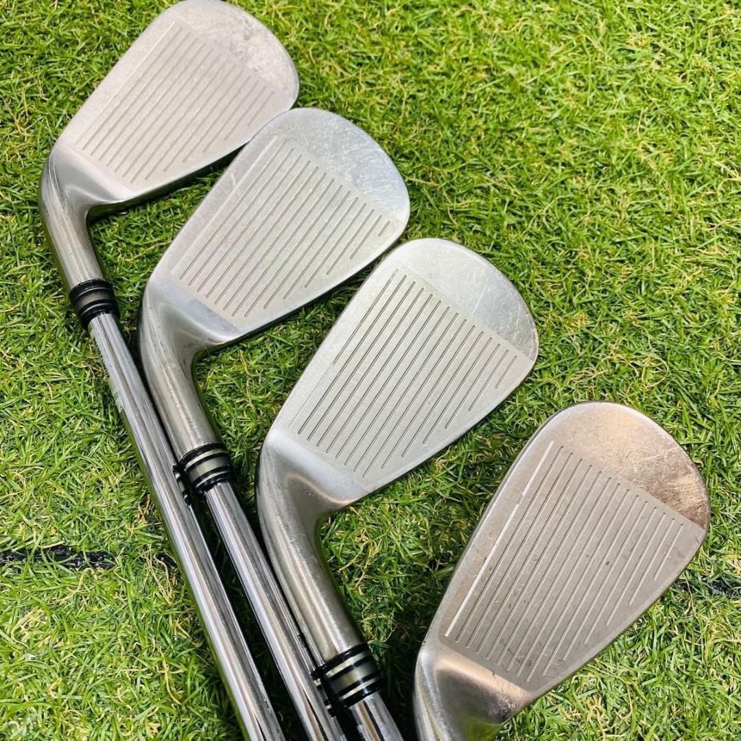 【良品】豪華8本 10代目ゼクシオ XXIO10 メンズアイアンセット R 良品】豪華8本 10代目ゼクシオ XXIO10 メンズアイアンセット R