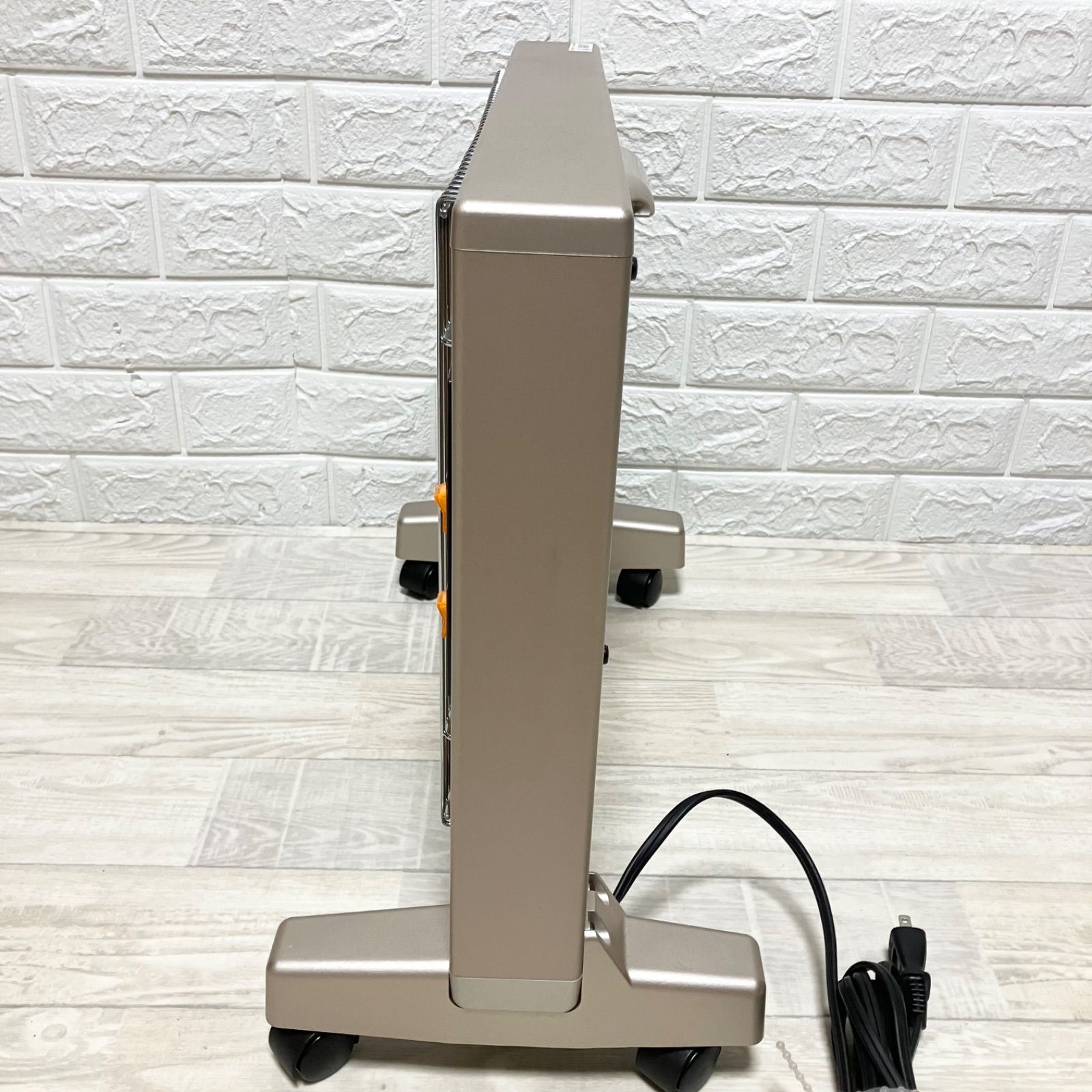 サンルミエ　キュート　Ｅ８００ＬＳ 楽天市場】送料無料 遠赤外線パネルヒーター サンルミエ