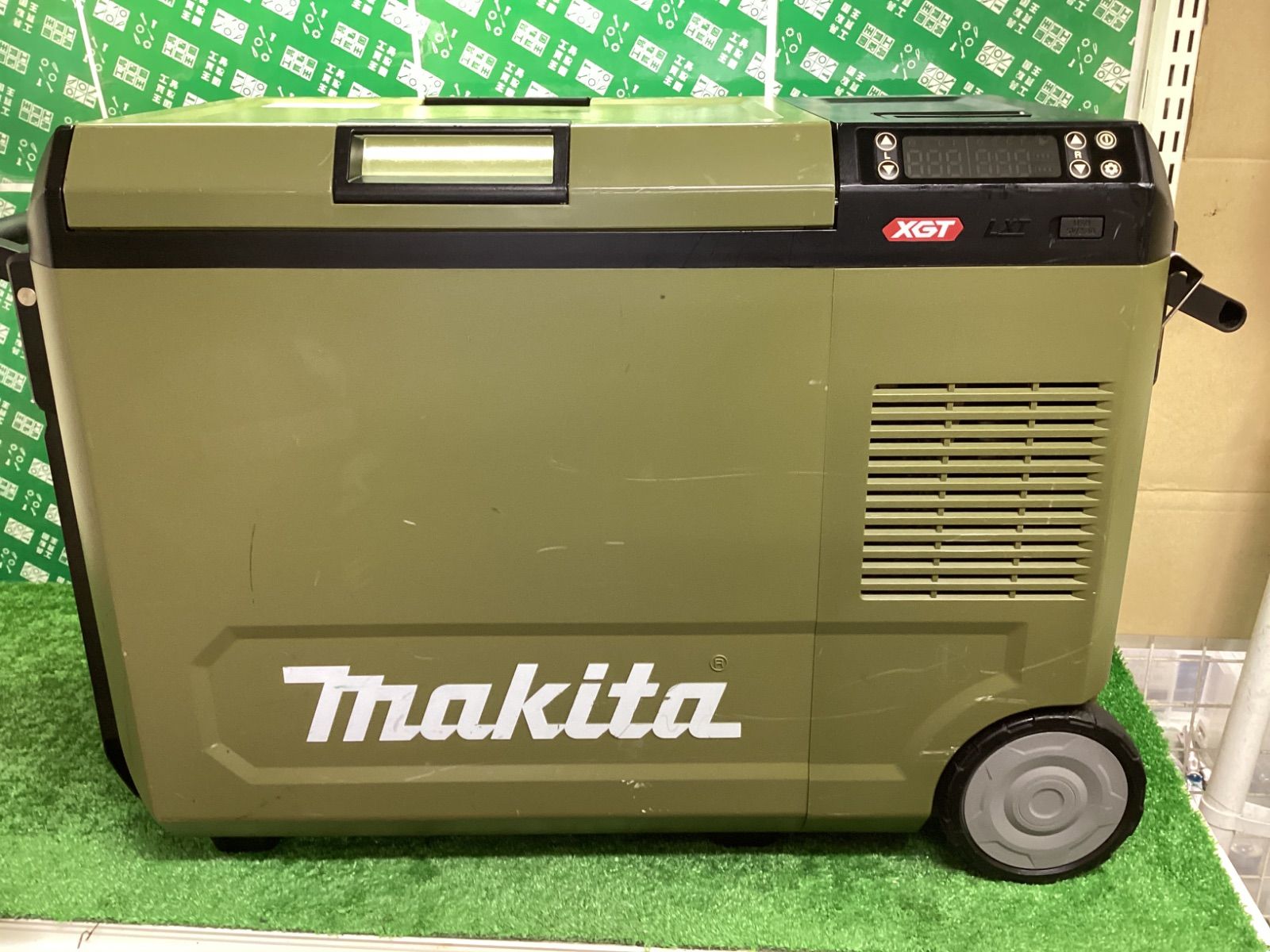 makita マキタ 40 V充電式保冷温庫 29 L