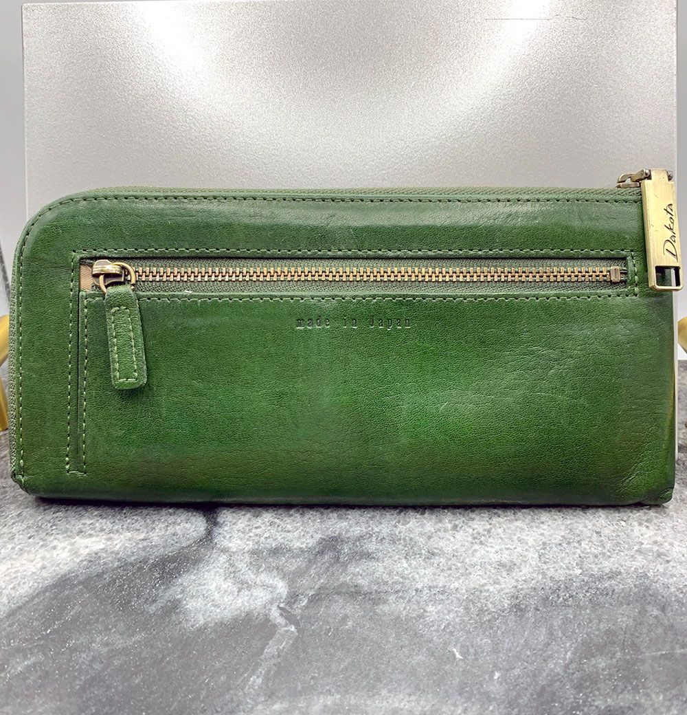 Dakota ダコタ がま口長財布 ラルゴ レザー グリーン 新品未使用 Dakota ダコタ レディース 財布 長財布 がま口 ラルゴ 本革 日本