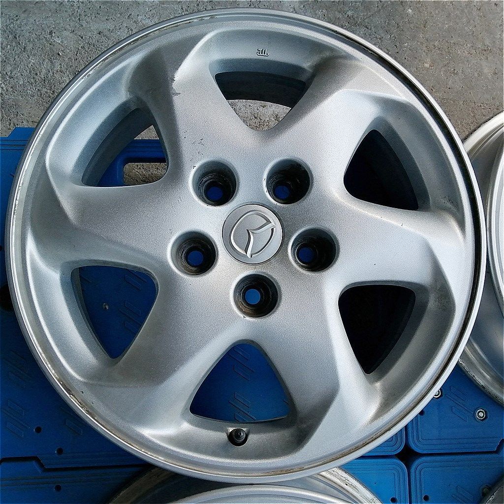 16インチ 純正アルミ