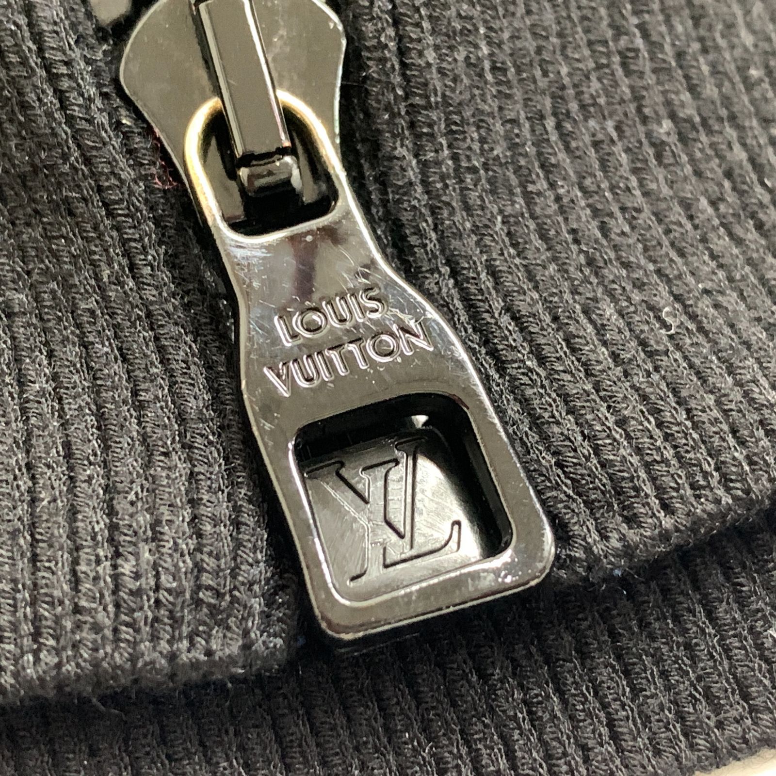 f001 H ルイ・ヴィトン LOUIS VUITTON ボンバージャケット ドロップ 