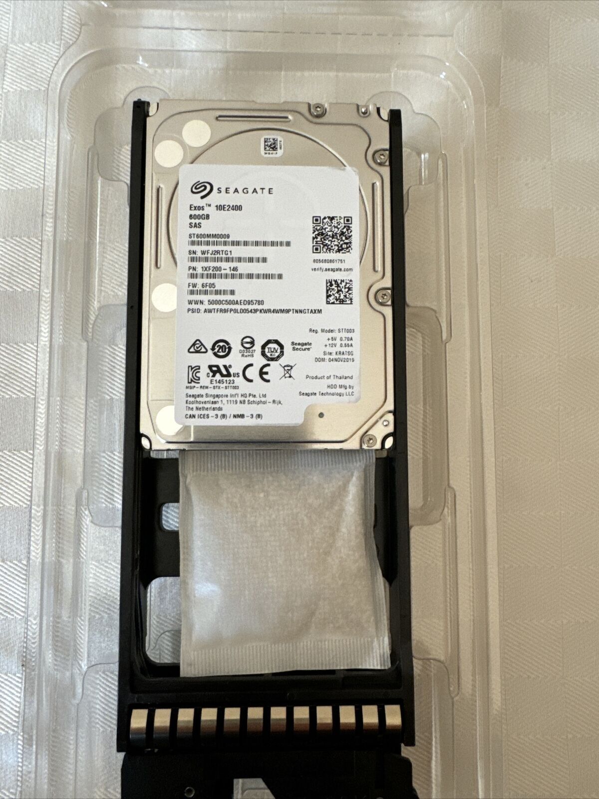 日立 HDS 3282390-Q WFJ2KE9D 600GB SAS 2.5 10K - SEAGATE ST600MM0009