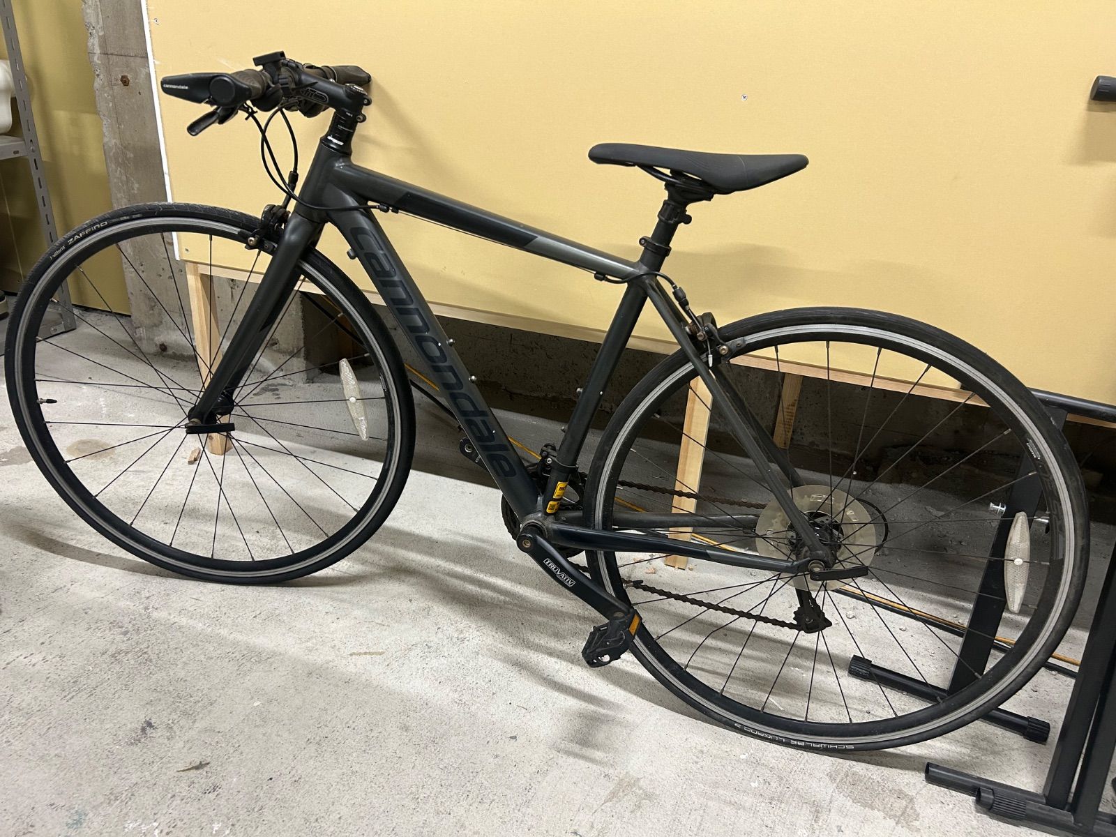 CANNONDALE CAAD OPTIMO 黒マッド アルミ 44