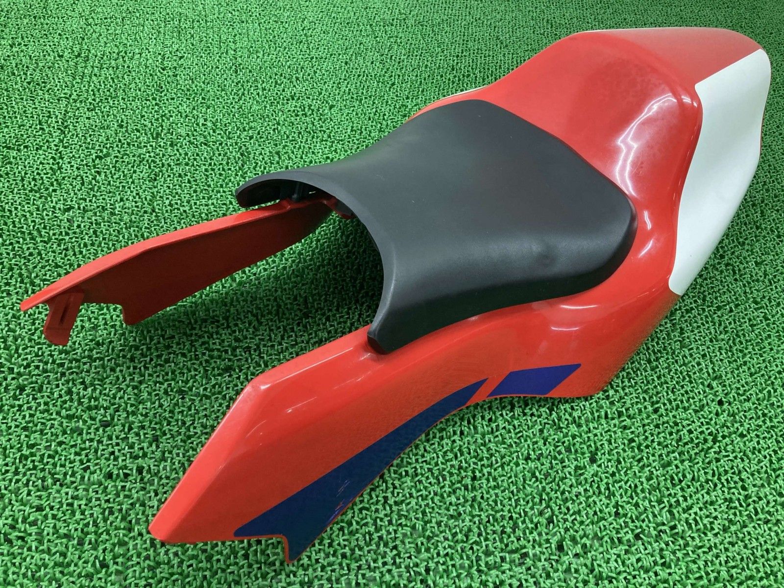 NSR50 テールカウル GT4K ホンダ 純正 バイク 部品 AC10 95年カラー Nチビ エヌチビ メインシート 車検 Genuine eY