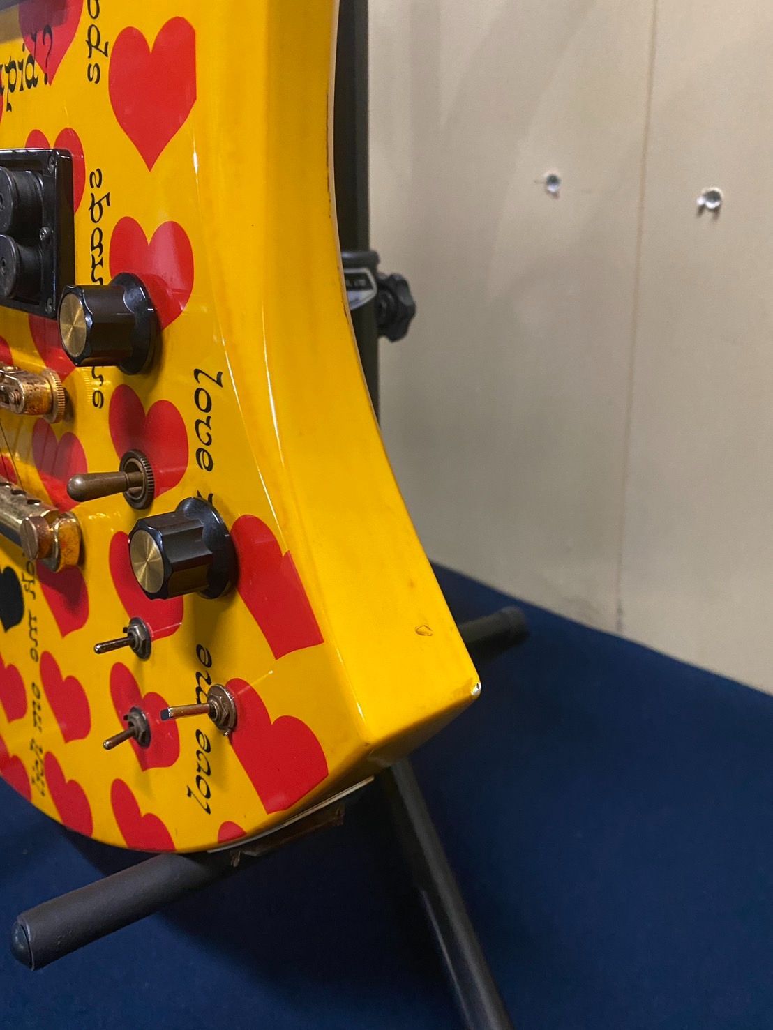 ☆1点のみ☆【レア】hide イエローハート MG145S フェルナンデス