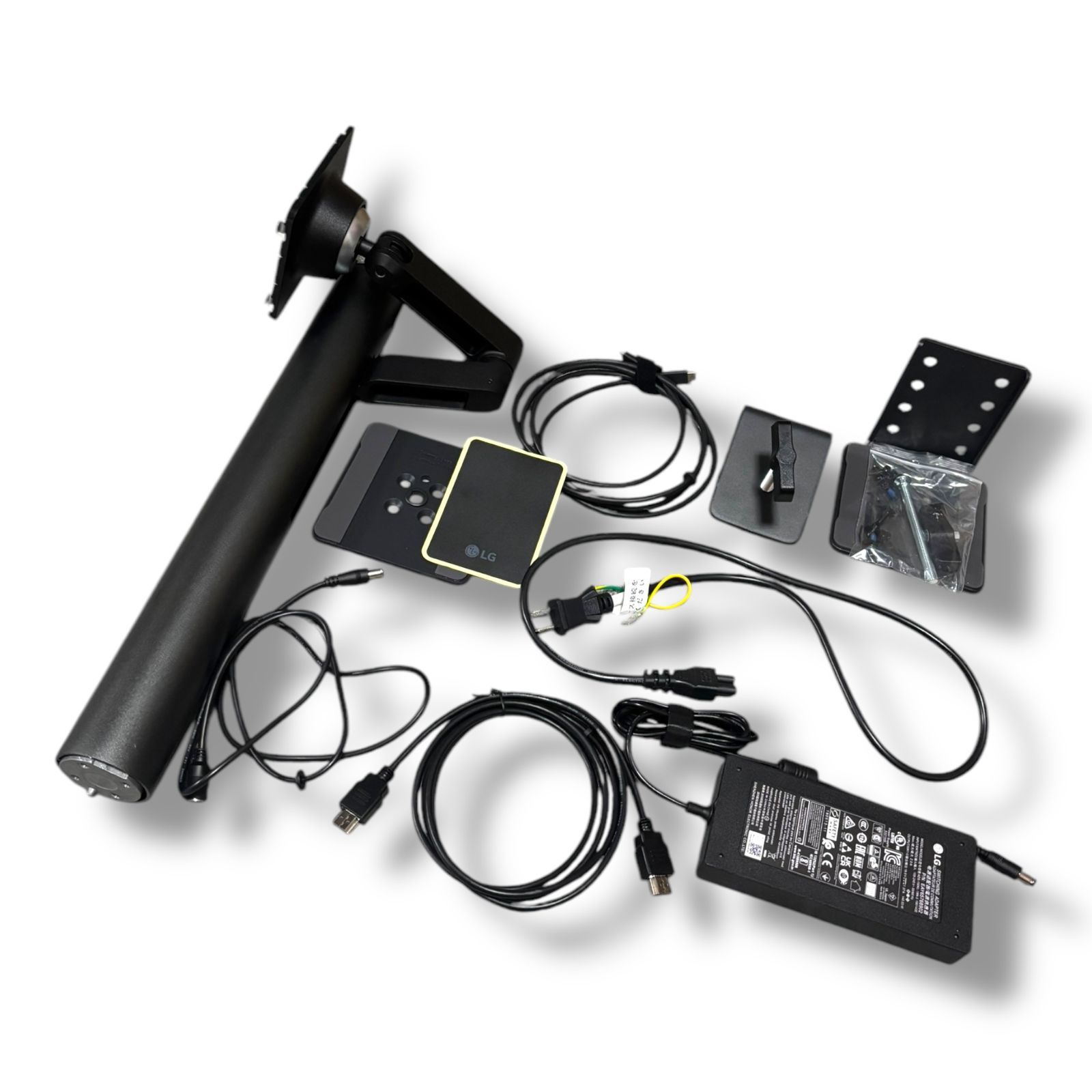 LG エルゴノミクス スタンド モニター ディスプレイ 27UN880-B 公式