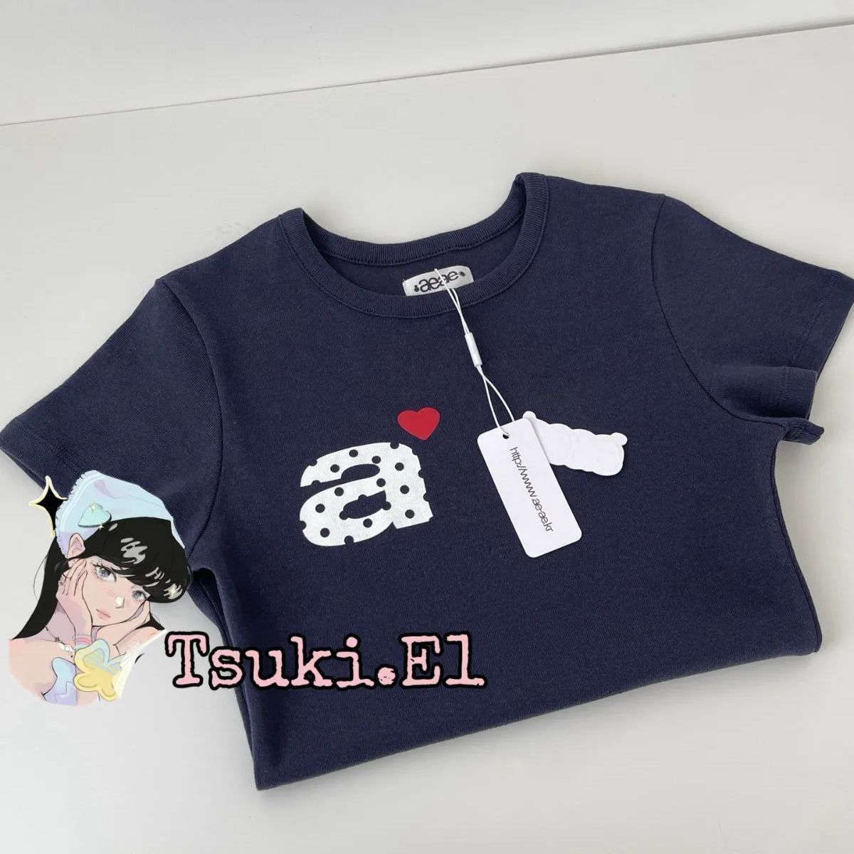 AEAE★韓国★人気★SCATTERED LETTER TEE 半袖 ロゴ Tシャツ 7151822913.g_600-w-st_g.jpg