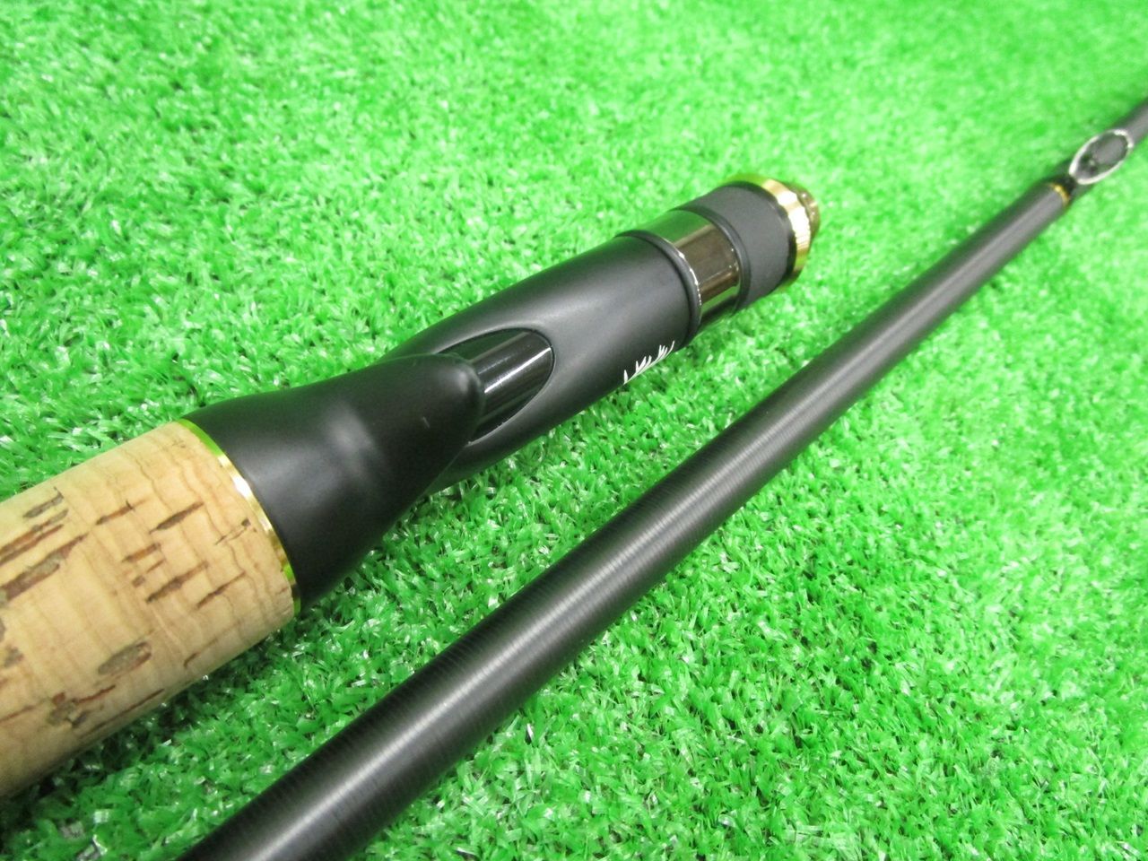 ECH三 レイドジャパン グラディエーター マキシマム GX-72MH+C