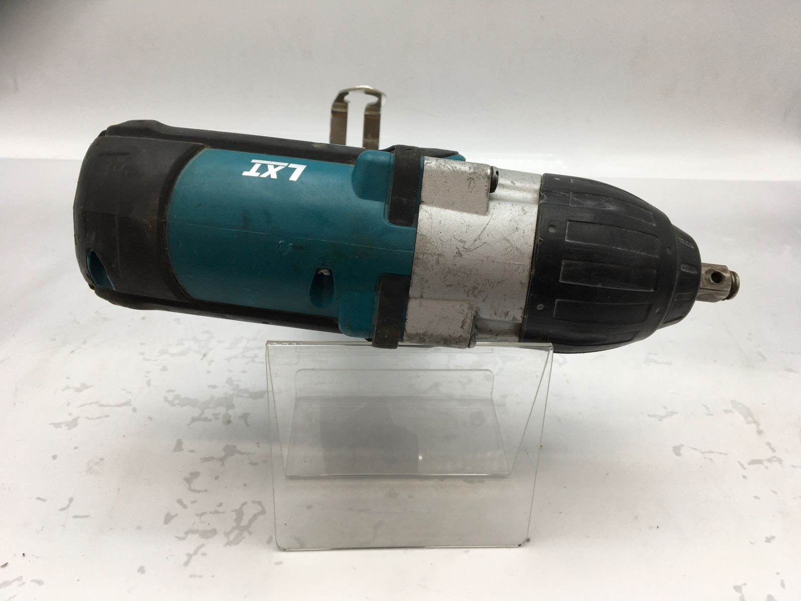 18v充電式インパクトレンチ