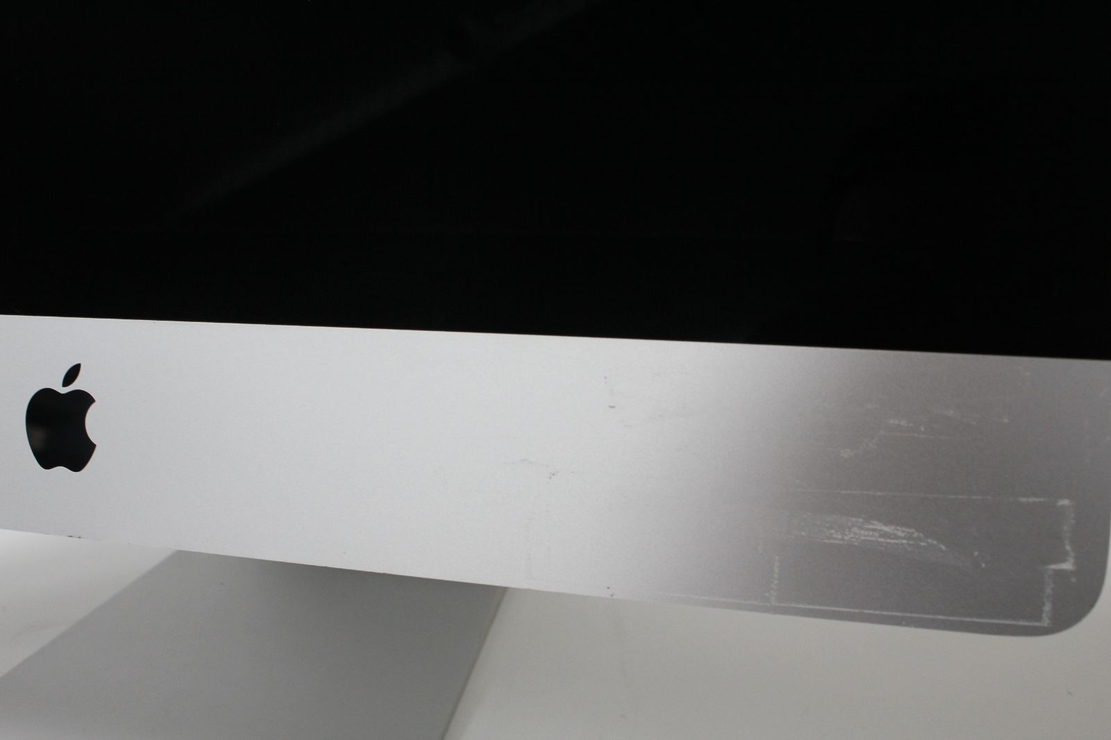 iMac（Retina 4K,21.5インチ,2017）HDD1TB/8GB〈MNDY2J/A〉⑤