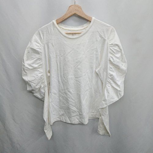 anana パフスリーブ ホワイト長袖Tシャツ ♡さま専用 anana パフスリーブ ホワイト長袖Tシャツ ♡さま専用 anana