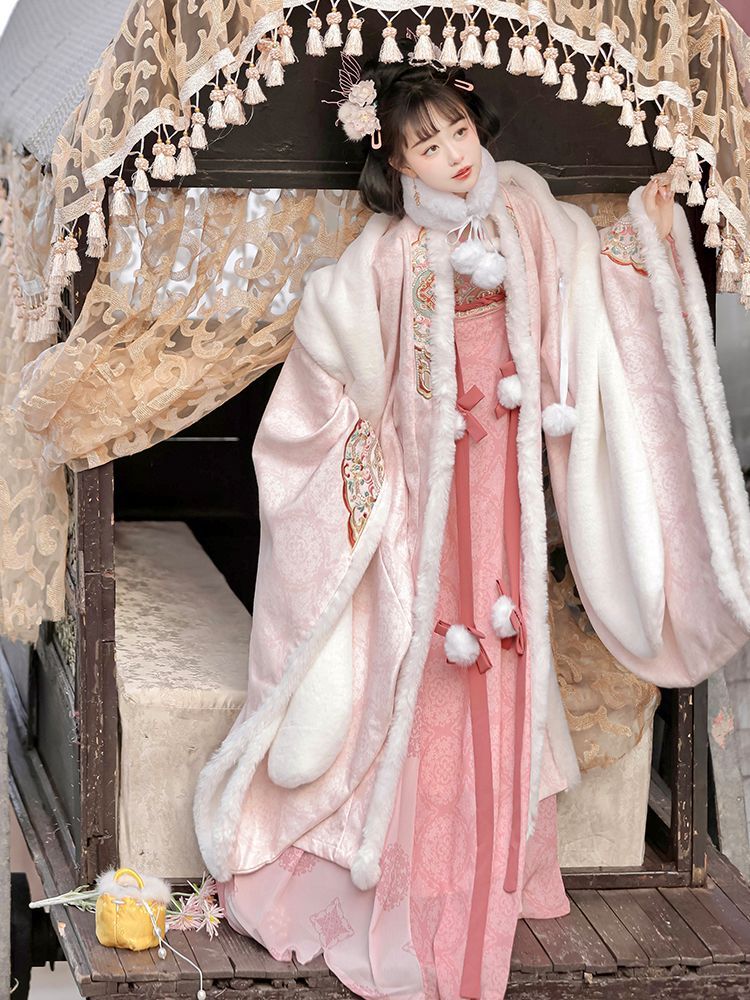 新品未使用 漢服 豪華刺繍デザイン 中国風 【スイートプリンセス】 冬