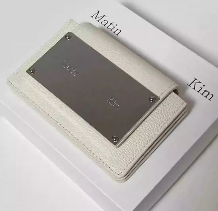 新品未使用 箱付き Martin kim ミニ財布 新品 MATIN KIM マーティンキム 大人気 韓国 折りたたみ財布