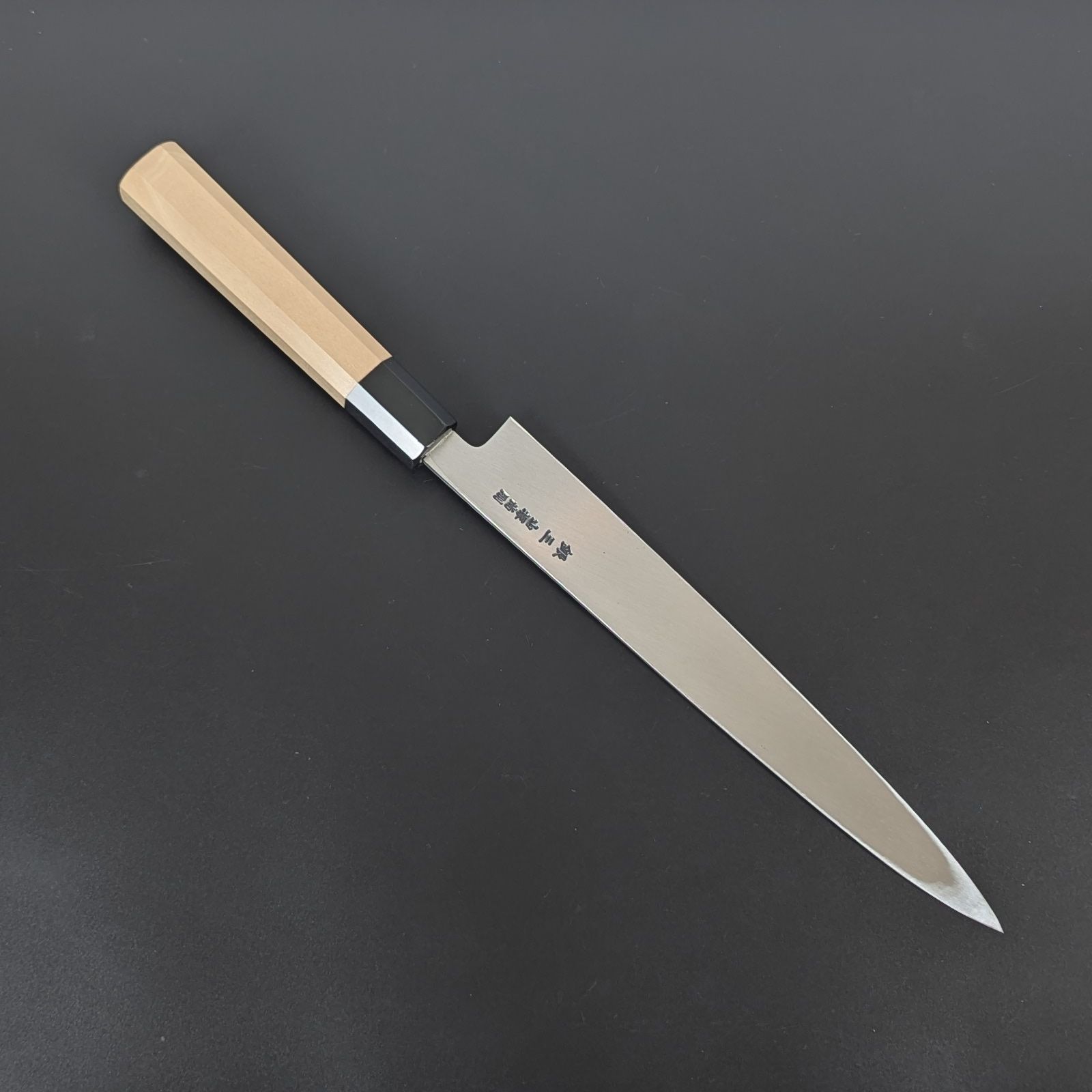 山塚刃物　山塚尚剛　牛刀　銀三　210 山塚尚剛刃物】ステン銀三 牛刀 180mm，鋼包丁，堺包丁ステンレス
