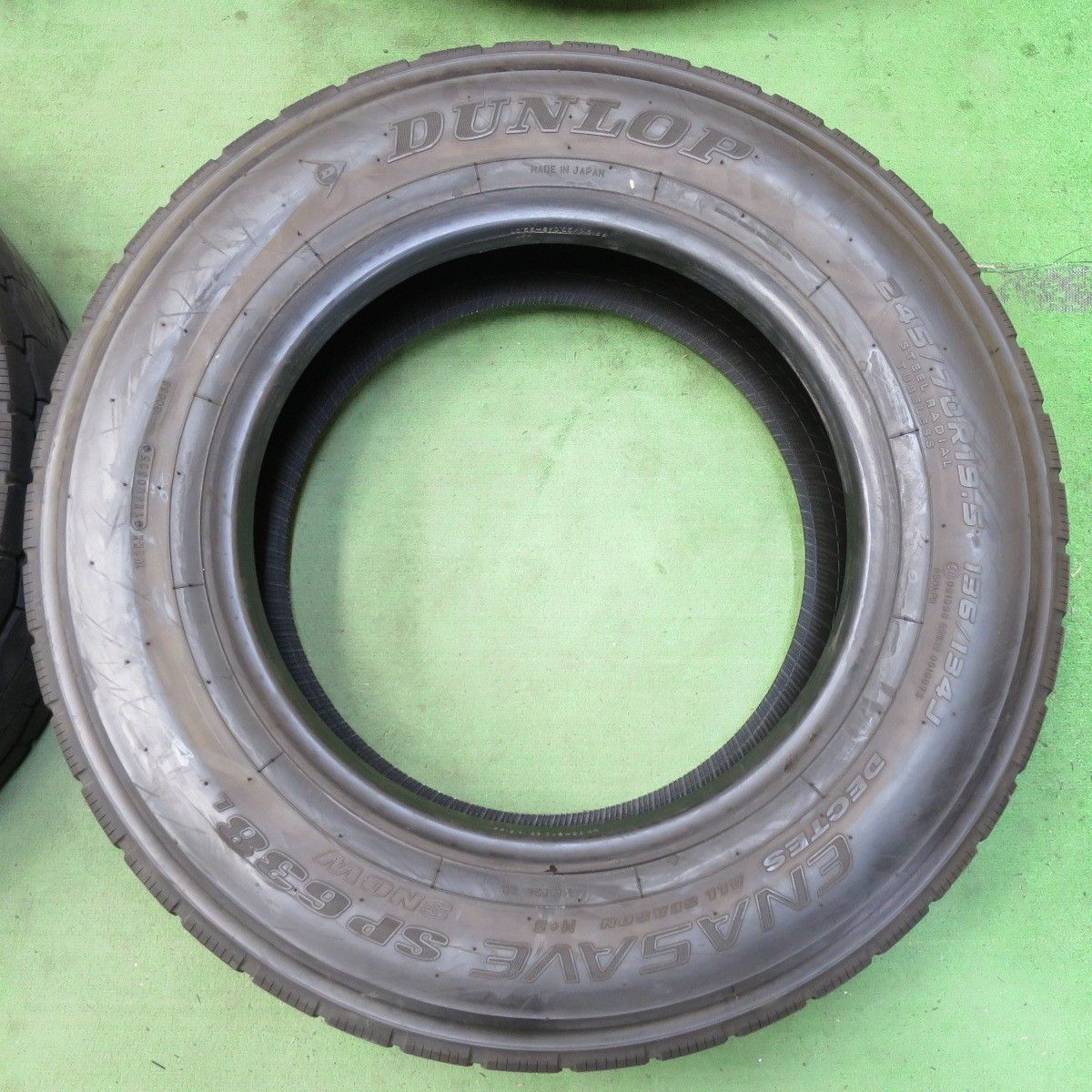 245|70R19.5
