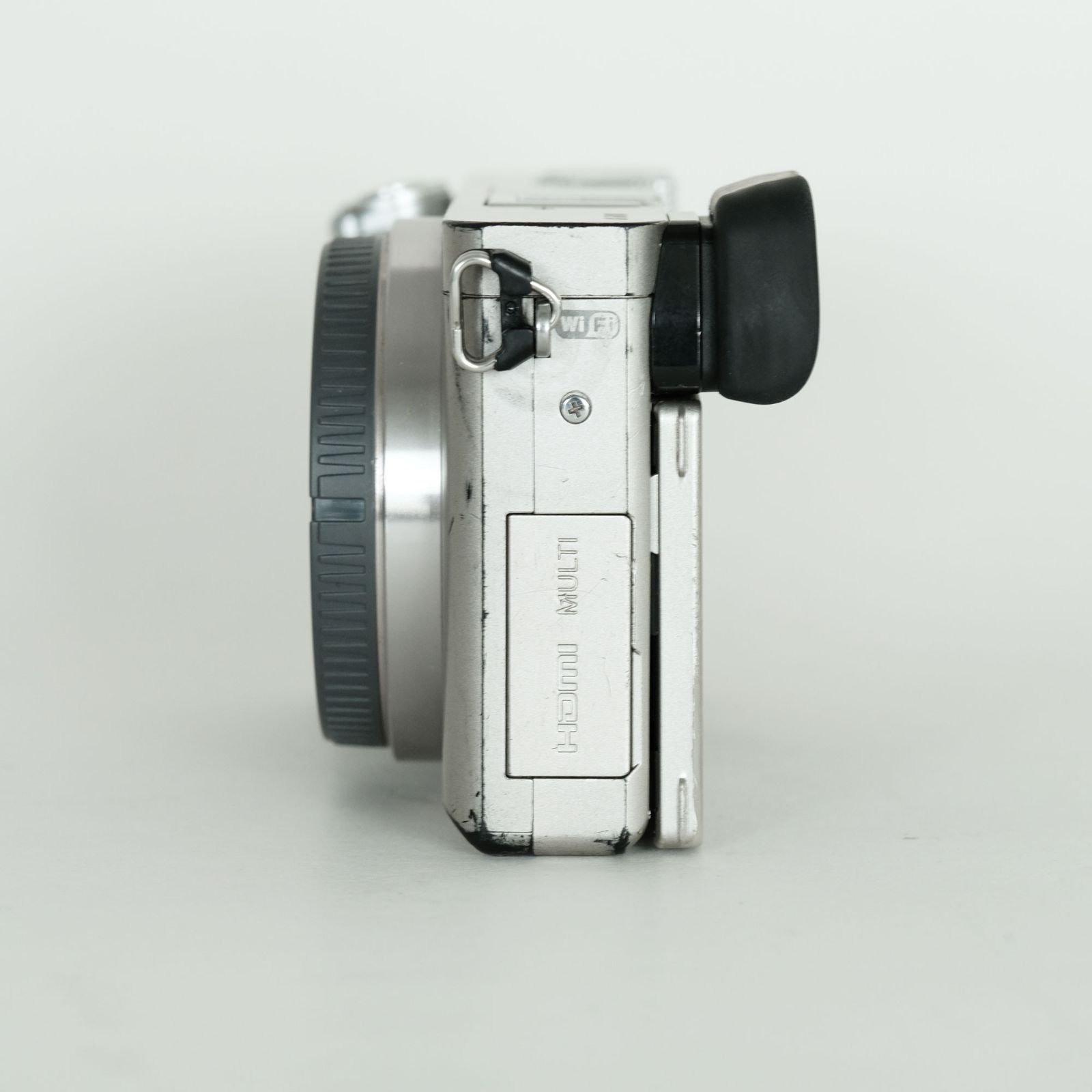 SONY α6000 ミラーレス一眼カメラ シャッター数約1000回 並品