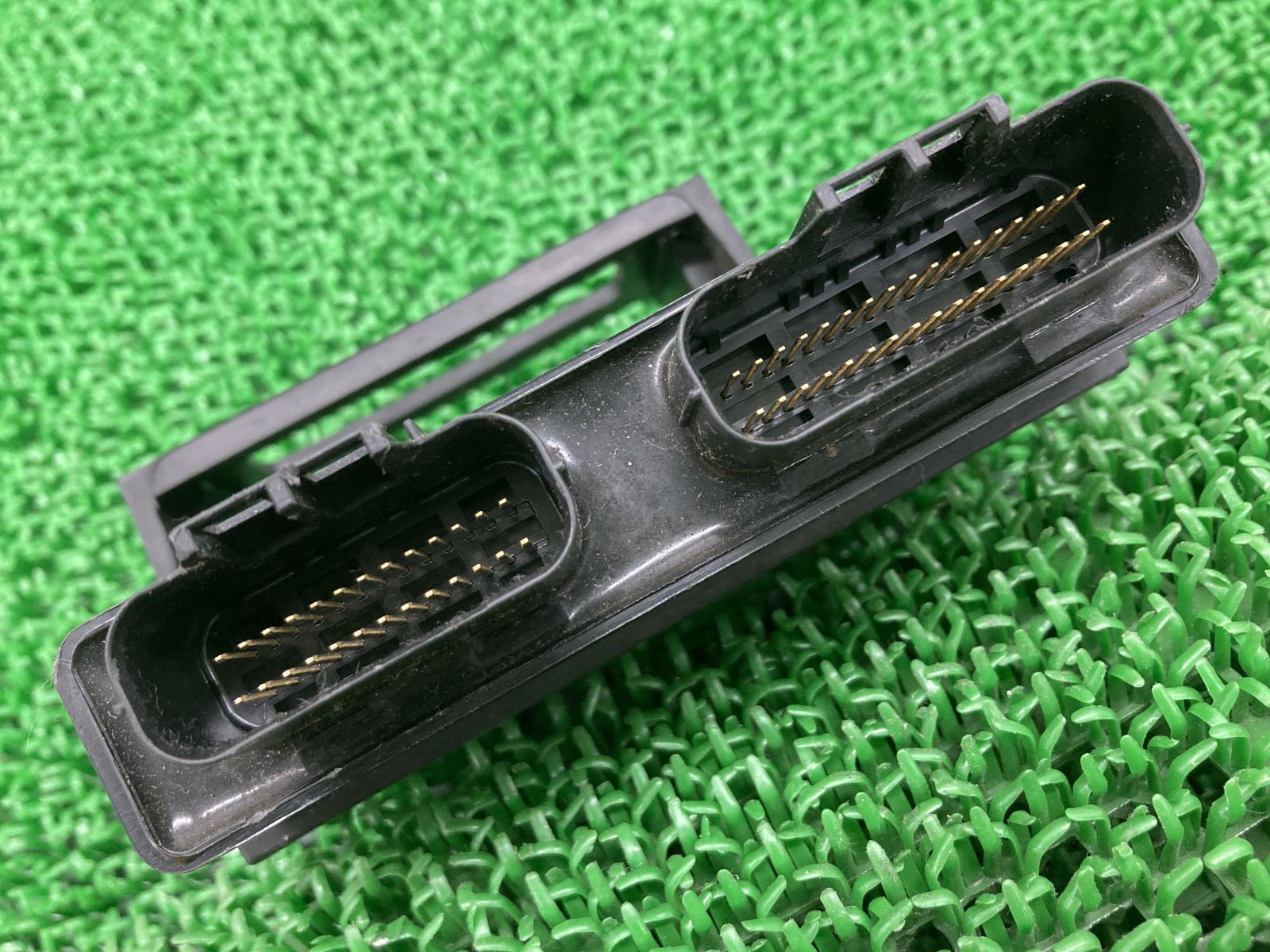ZZ-R1400 ECU カワサキ 純正 中古 バイク 部品 ZXT40C ECM 08年～11年 ZZR1400 コントロールユニット 車検 Genuine sD ZZ-R1400 ECU カワサキ 純正 中古 バイク 部品 ZXT40C ECM 08年～11年