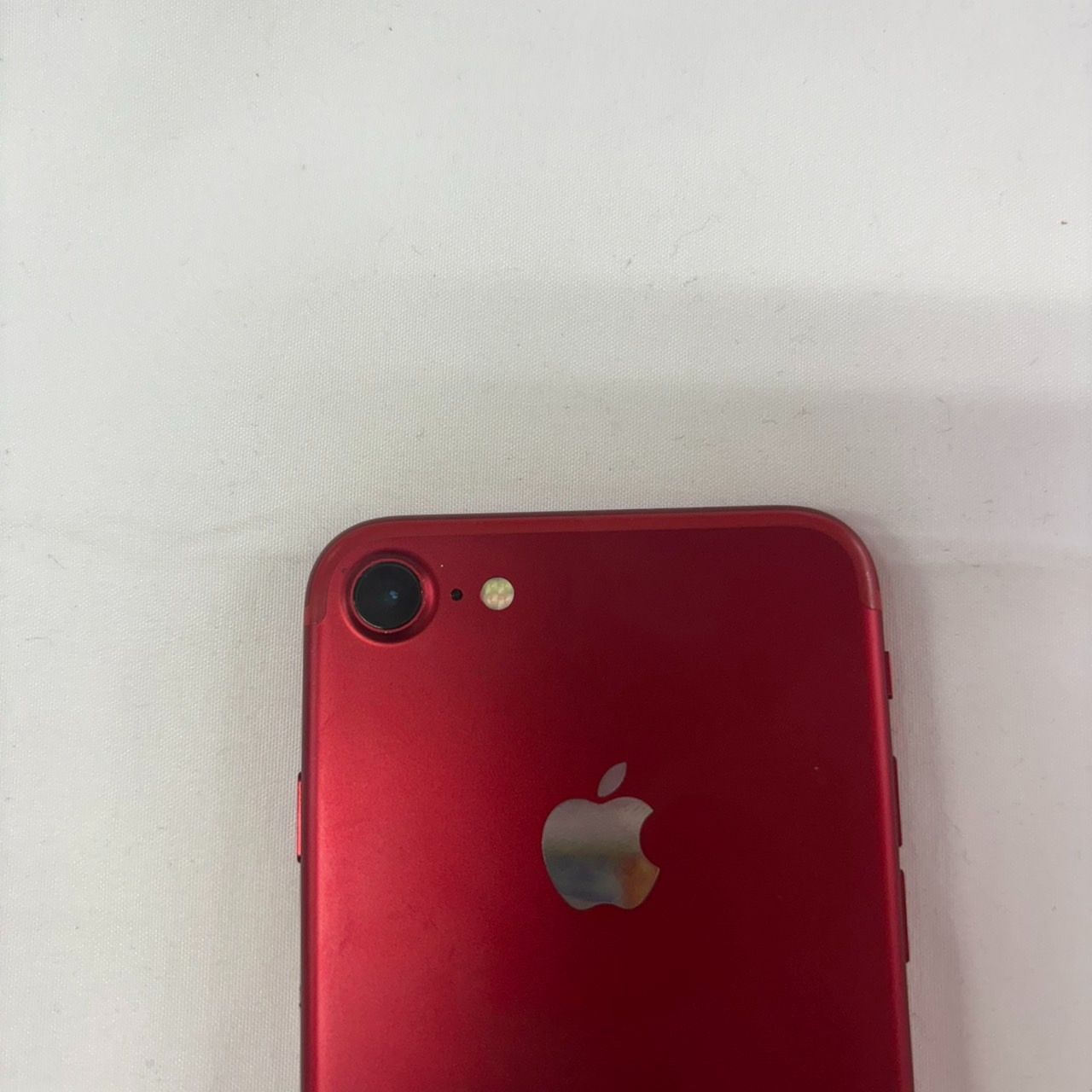 ジャンク　iPhone SE (2) simフリー　64gb レッド 、＋ケース Apple iPhone SE2 64GB レッド ケース付き Apple iPhone 7 プロダクト