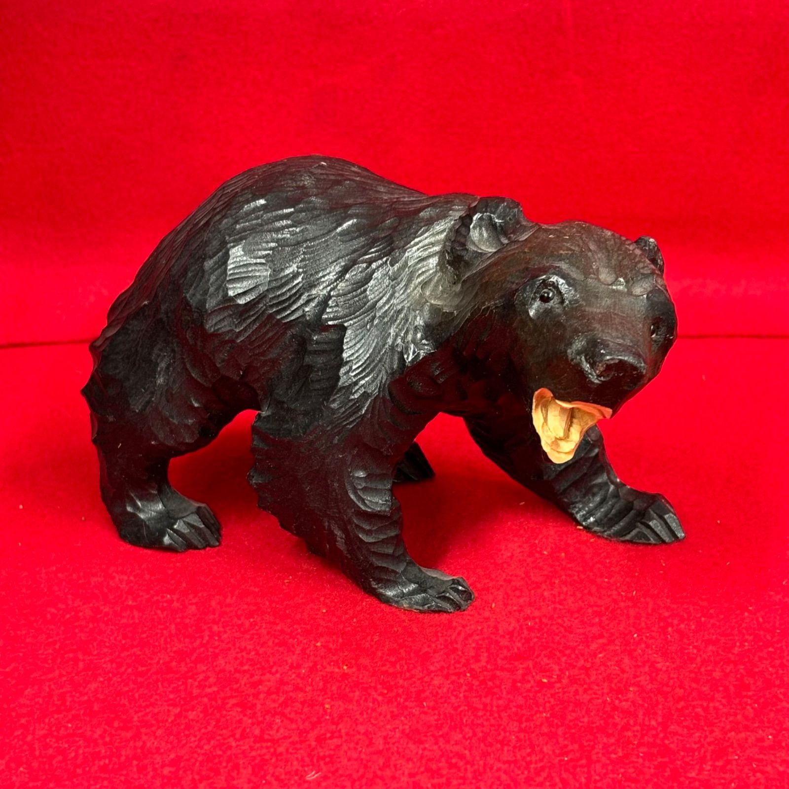 木製 小ぶり クマの彫刻 昭和レトロ - 置物、オブジェ