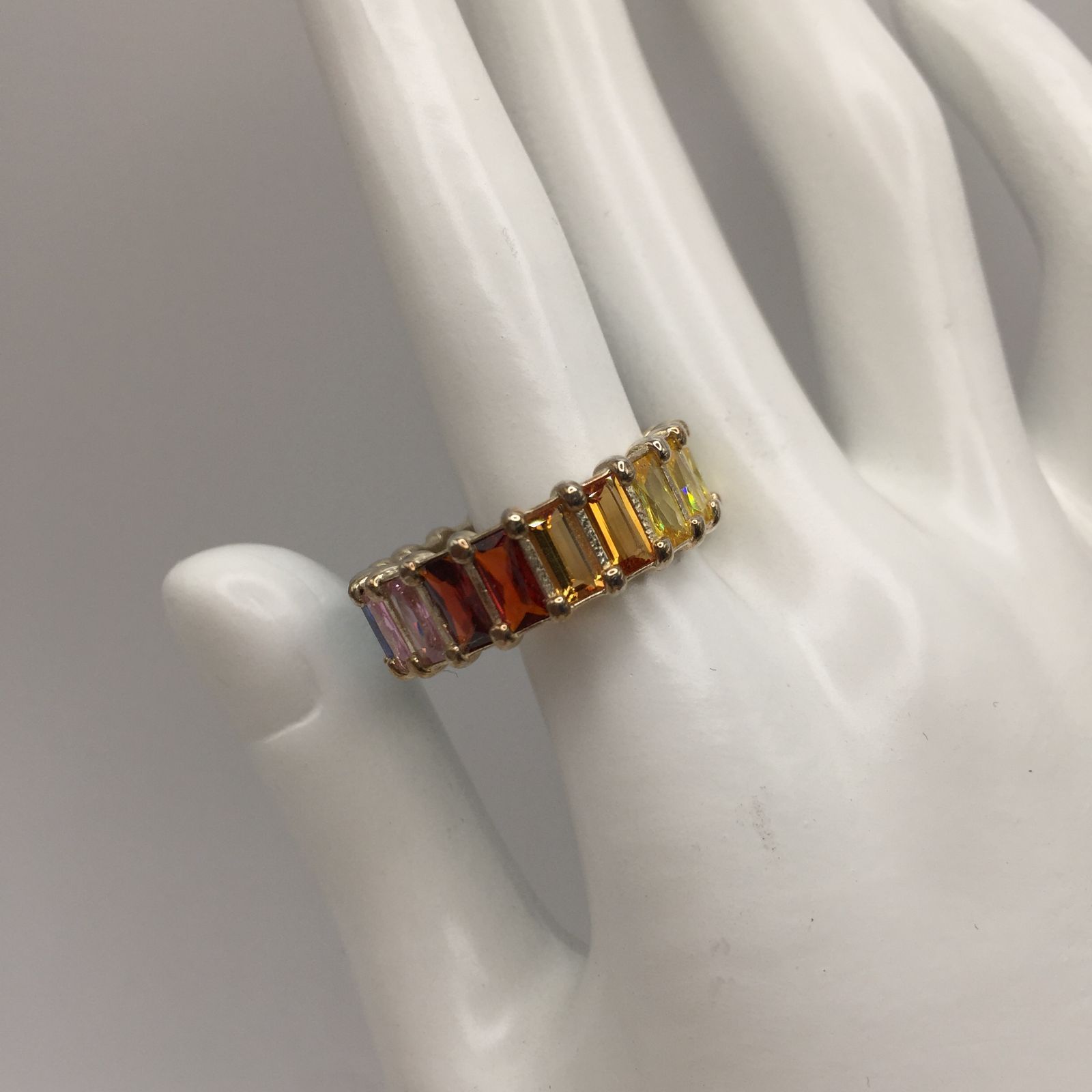 HATTON LABS ハットンラブス RAINBOW BAGUETTE ETERNITY リング