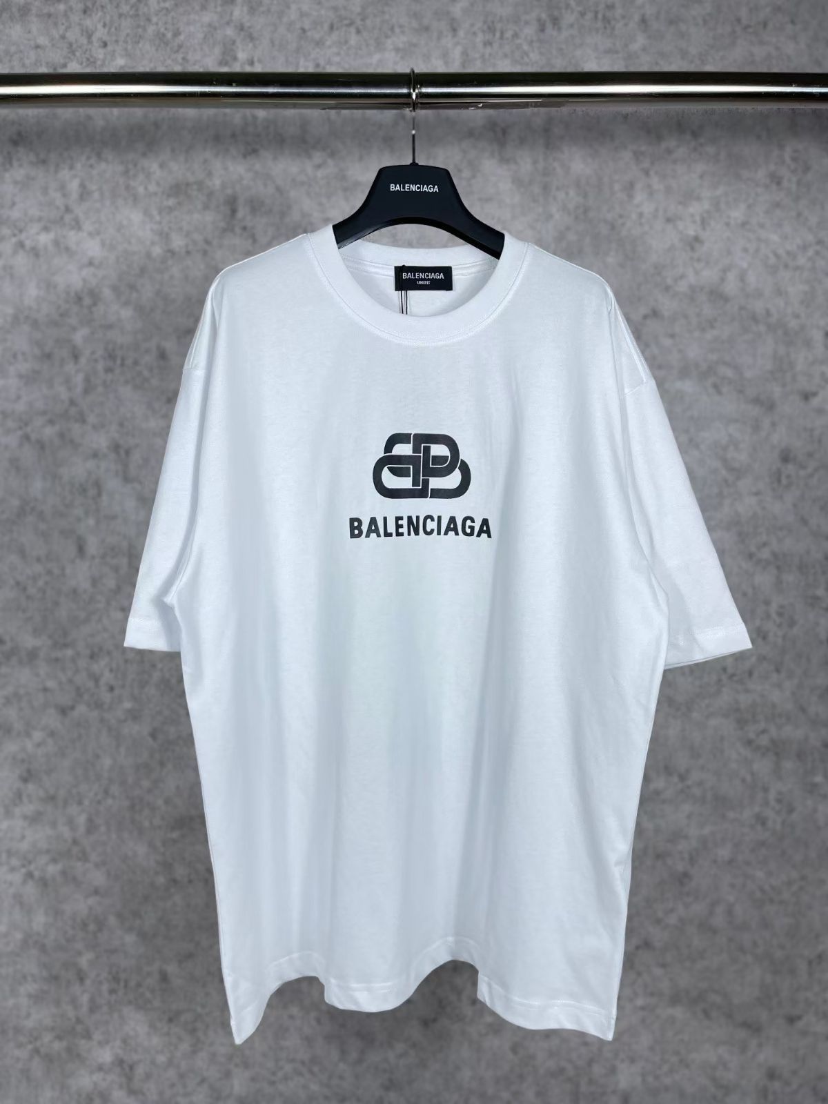 Balenciaga バレンシアガ BBロゴ Tシャツ ホワイト - メルカリ