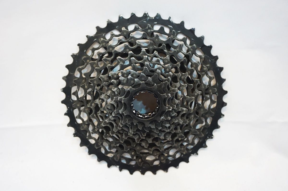 希少　13-23T 8S CS-7401 シマノ デュラエース カセット スプロケット DURA-ACE 箱付き DURA-ACE 8s カセット スプロケット CS-7401 12-23T