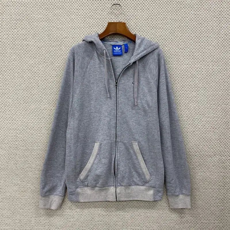 【雷市場（ポンジャン）商品韓国直送】 adidas(アディダス) PBS ZIP サムスンのロゴ カジュアル フード付き ジップアップパーカー 95 C00320