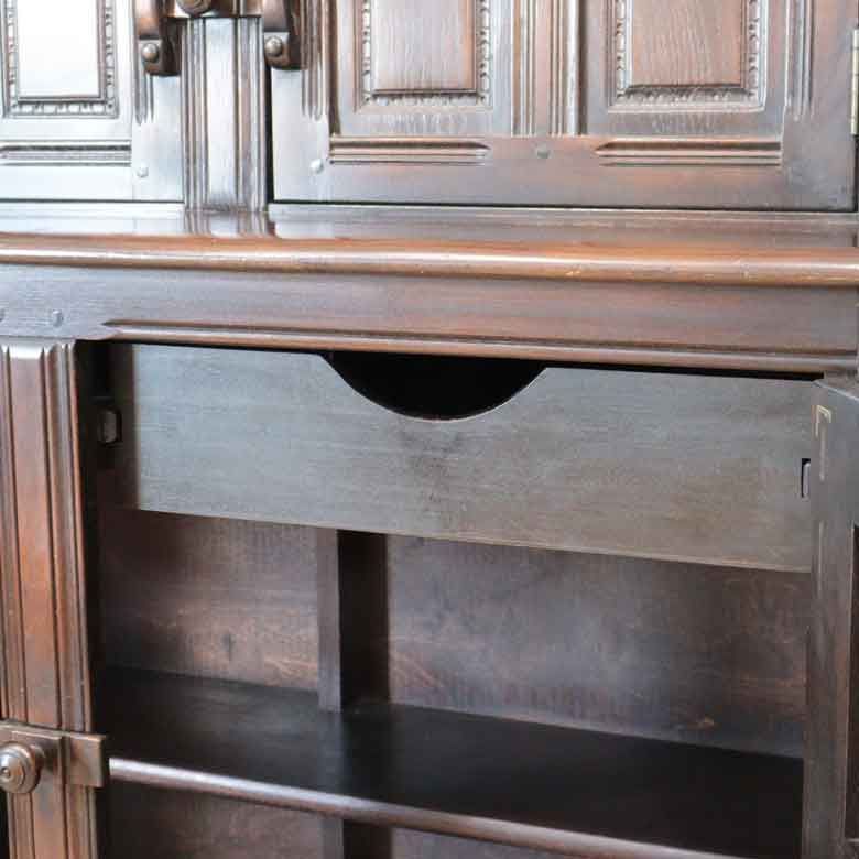 コロニアル コートキャビネット