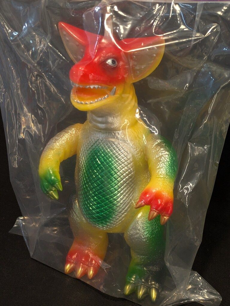 ZOLLMEN オール怪獣大決斗 暴れん坊怪獣 リンチ 黄色成型