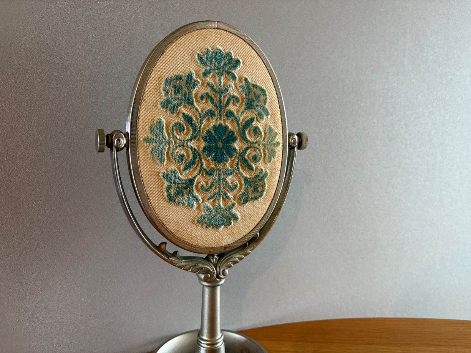 古い国産の置き鏡 アンティーク鏡 資生堂 shiseido 花椿会 置き鏡 昭和レトロ ビンテージ