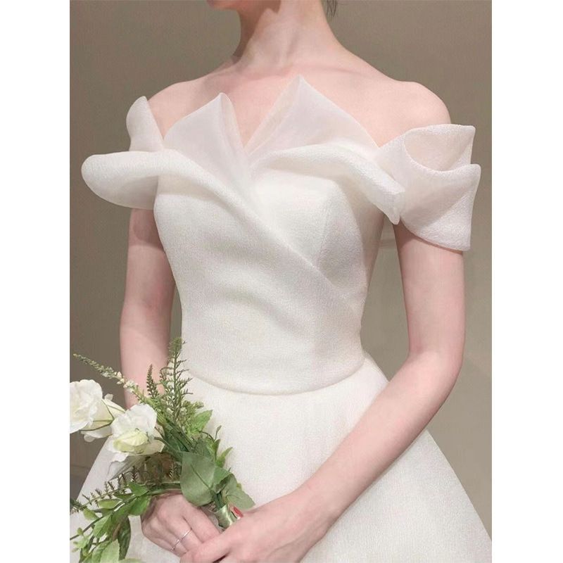 低身長向け オフショルダー ウエディングドレス 低身長さんへおすすめ