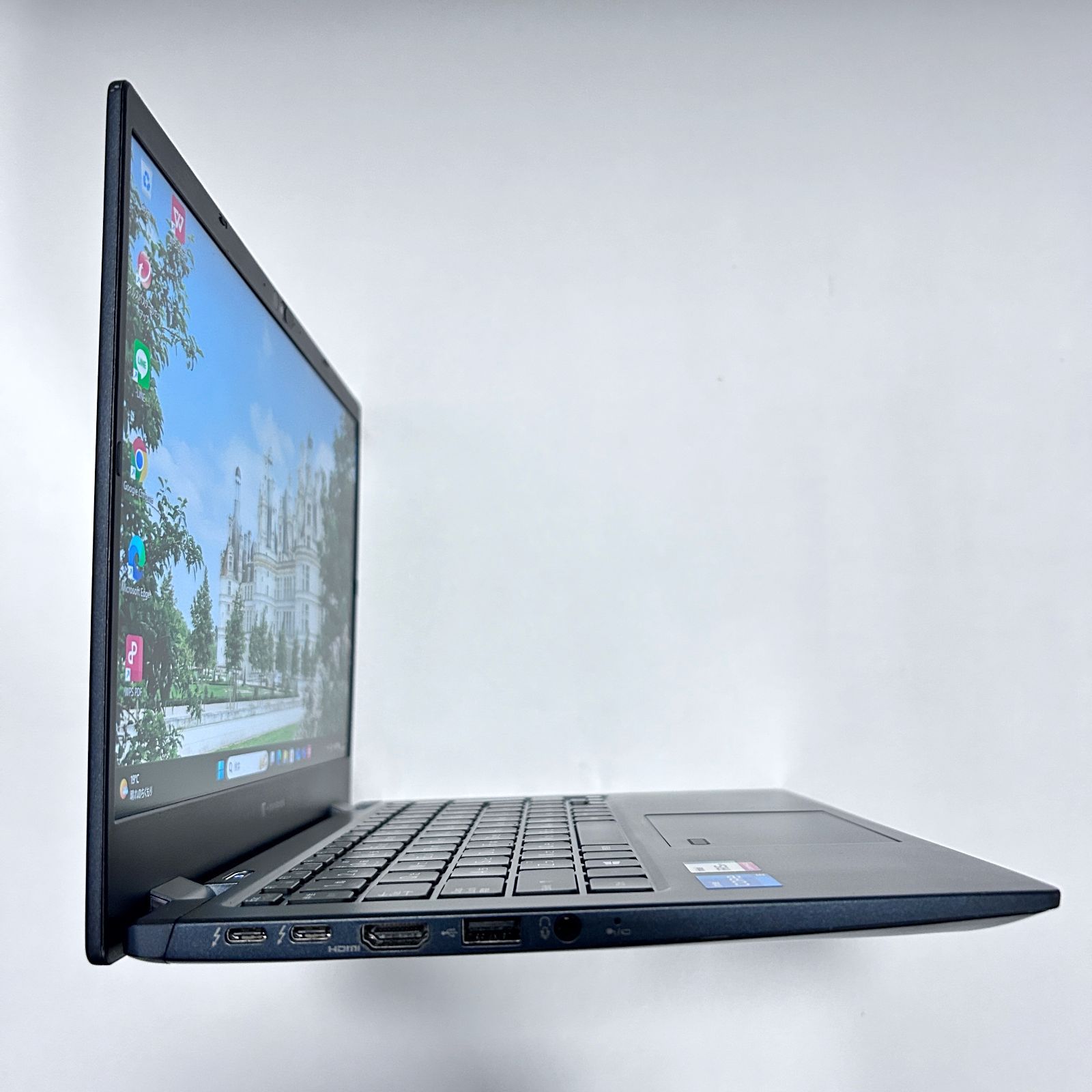 【高性能・軽量】i5第11世代✨東芝 ダイナブック メモリ16GB 準美品 高性能♫東芝♬ dynabook 16GB 11世代 i5 SSD256GB 高性能&軽量】i5