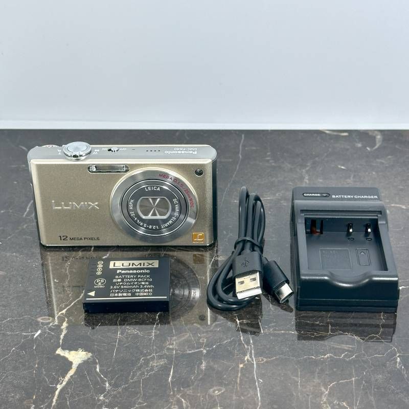 Panasonic LUMIX DMC-FX40 ゴールド - メルカリ