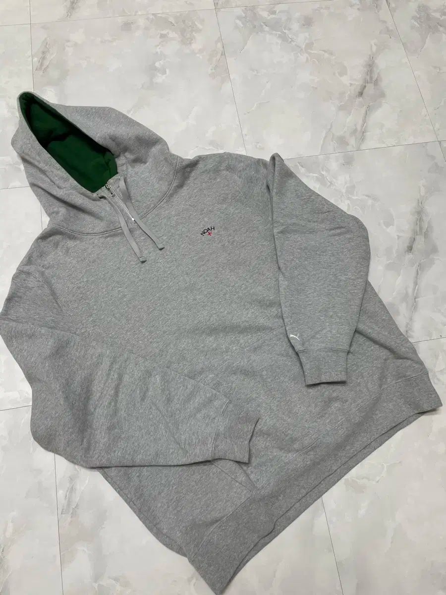【雷市場（ポンジャン）商品韓国直送】 ノア x PUMA(プーマ) フーディー パーカー グレー 2XL